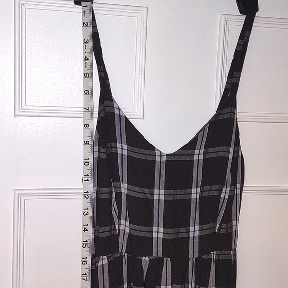 Womens medium length plaid dress - Picture 11 of 14